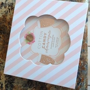 Blush lighter palette
